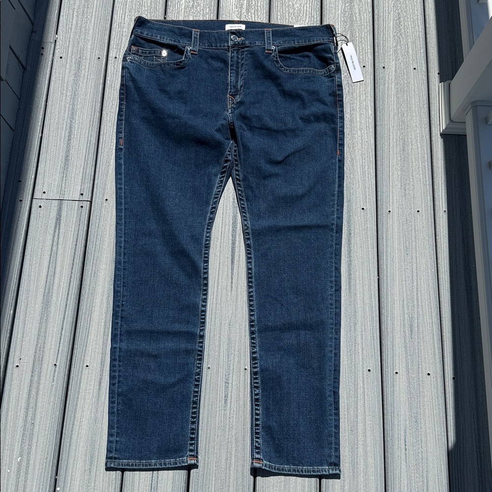 NWT True Religion -  Relaxed Slim GENO - no flap- classic indigo - size 42